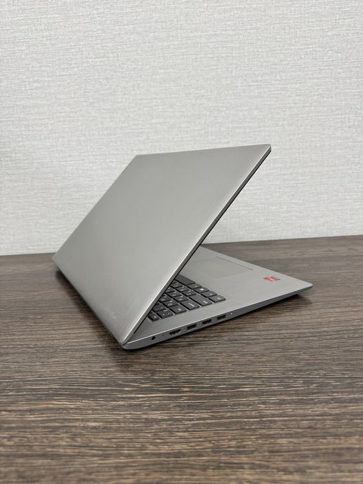 12-Го Поколения Lenovo Ryzen-3 (Аналог intel Core i5) 17.3 Дисплей!