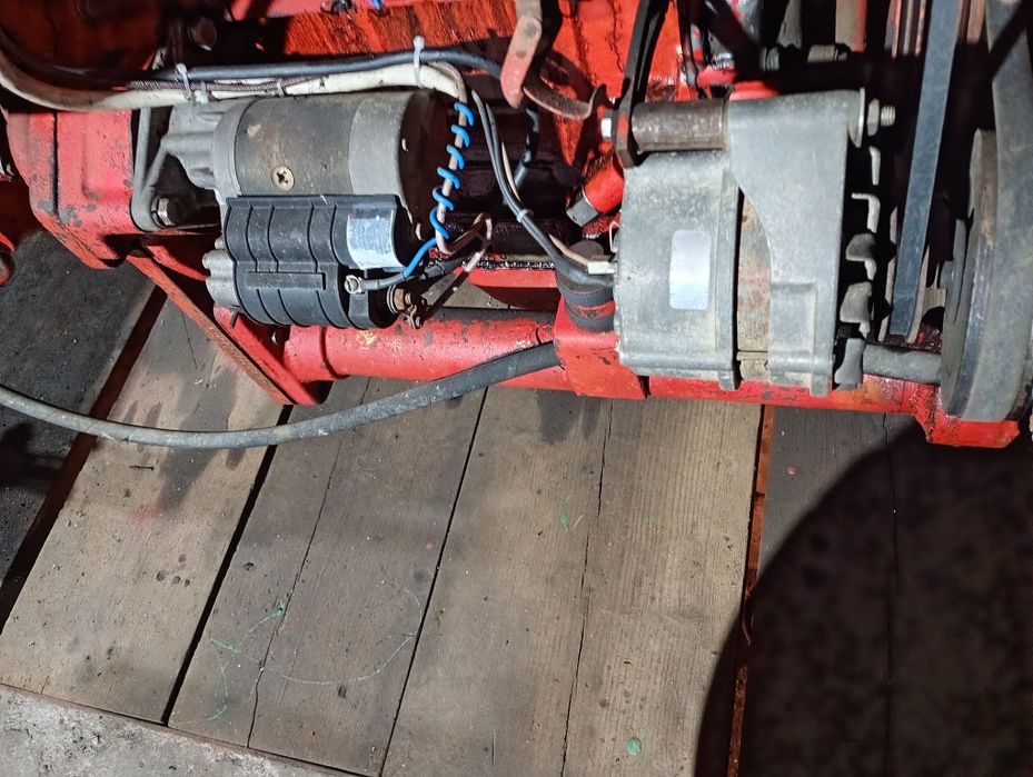 Tractor T25 anul fabricatie '93