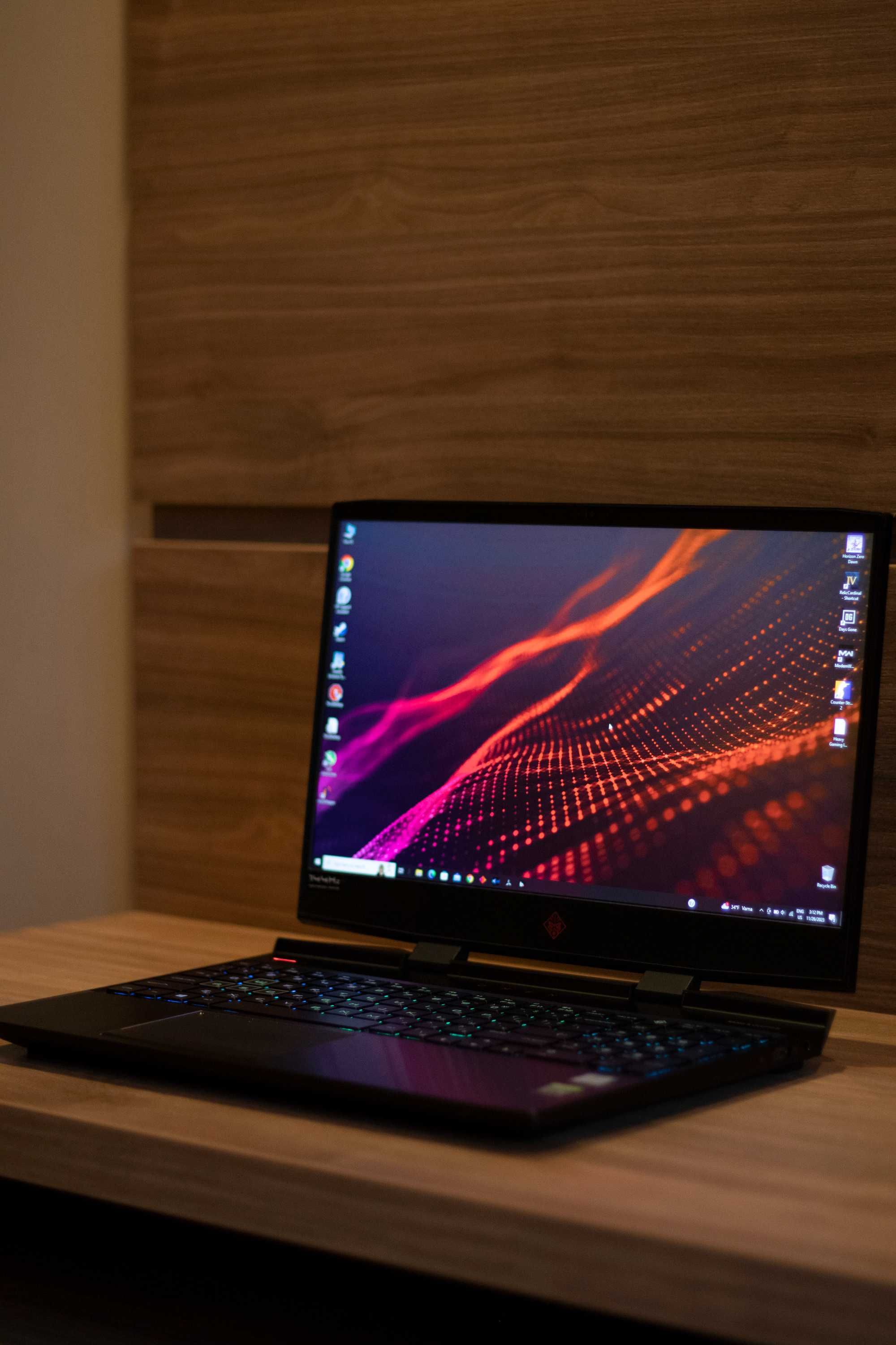 HP OMEN 15.6 144hz - 32GB RAM, RTX2060, NVMe SSD + HDD - 15-dc1007nu