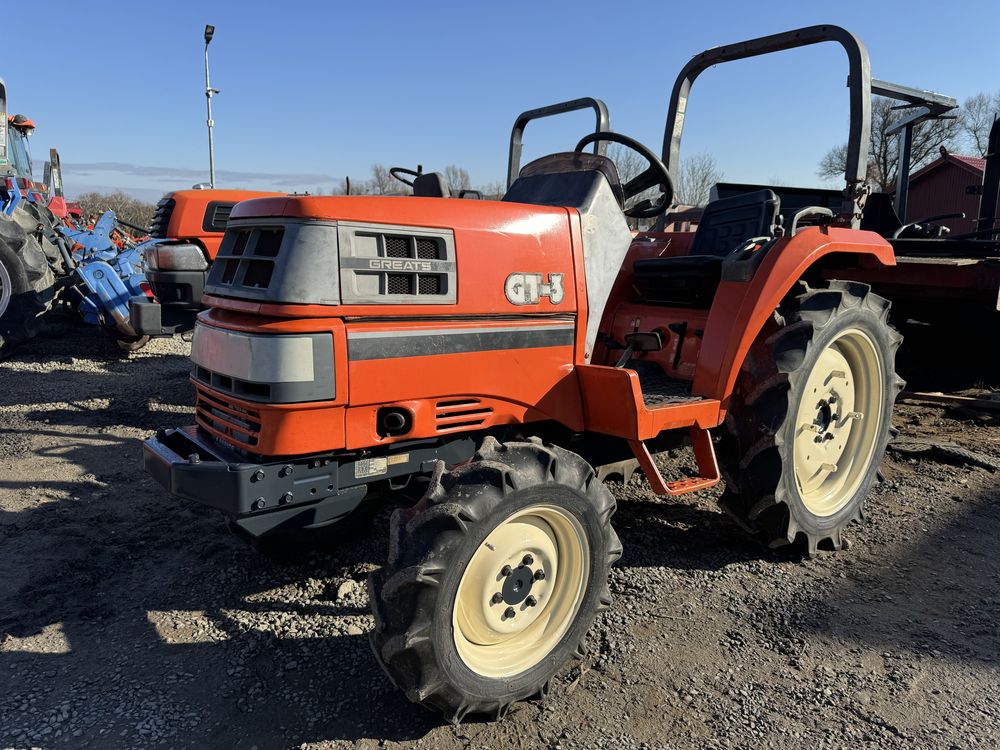 Tractor  Japonez Tractoras Japonez  kubota GT3