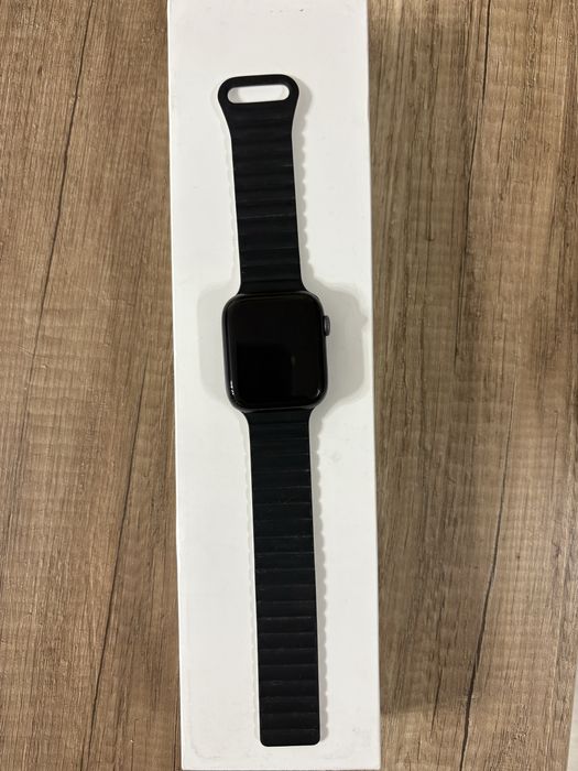 Продам Apple watch 6 series 44mm