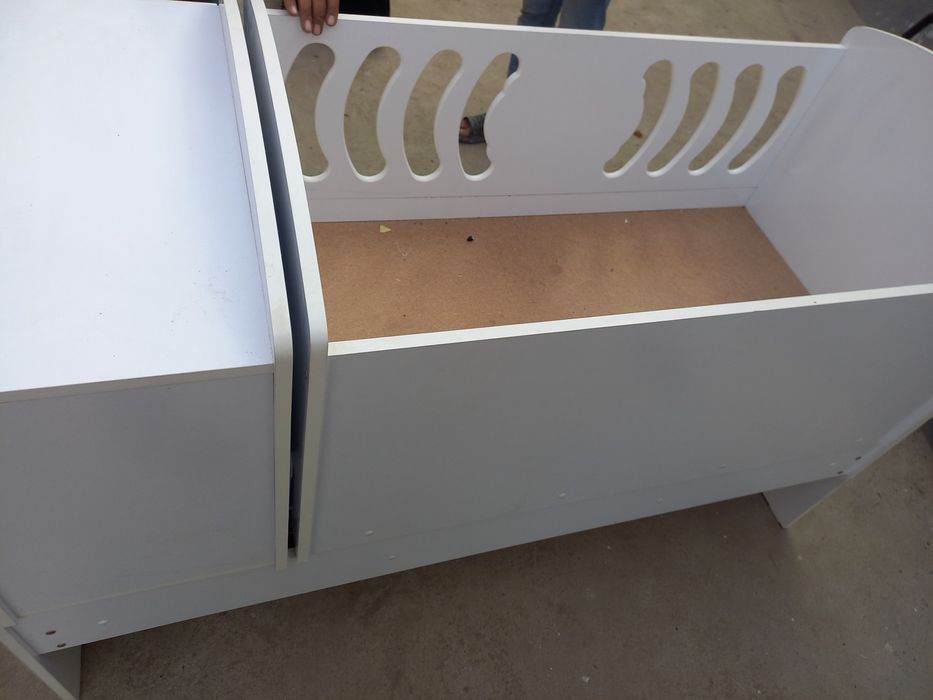 Detskiy krovat yengi