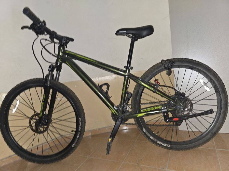 Спортивный велосипед, фирма mongoose зелёного цвета