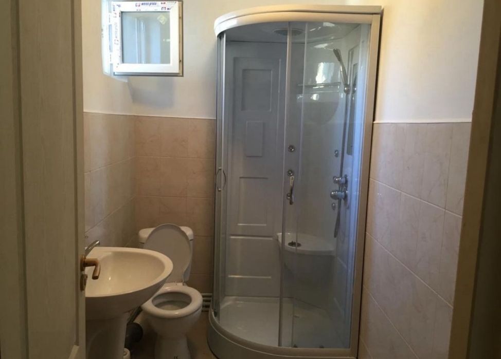 Camere  de închiriat 900 lei per cameră