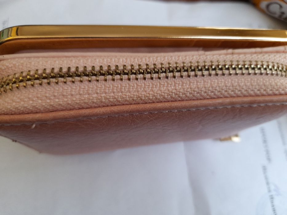 Дамско протмоне за карти и пари