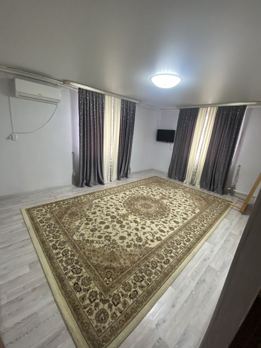 Продам квартиру .