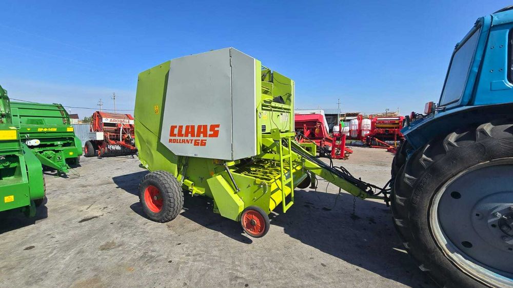 Пресс-подборщик Claas Rollant б/у в Костанае