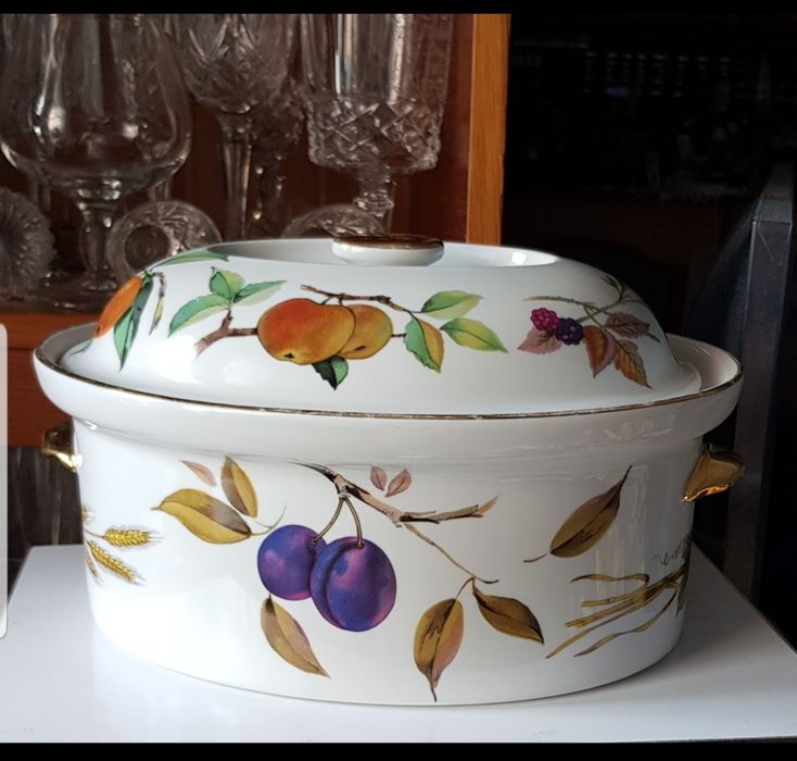 Supieră din portelan