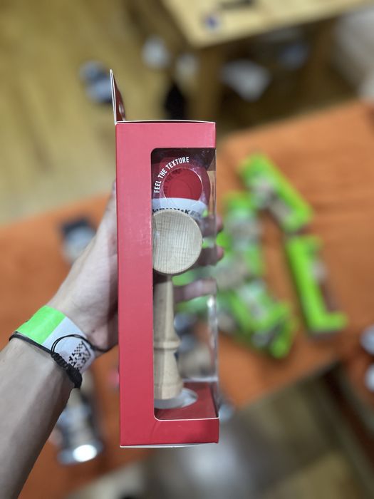 Kendama KROM POP RUBBER (Rosu/Red)