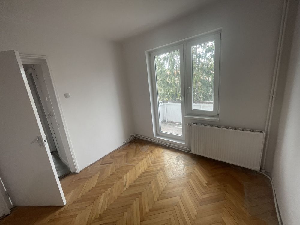 Apartament cu 4 camere