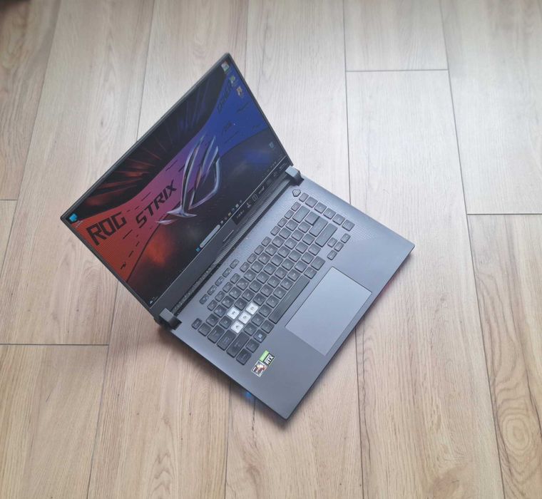 15.6' 144Hz Asus ROG Strix Ryzen 7 6800H/RTX 3050 4GB GDDR6/16GB/512GB