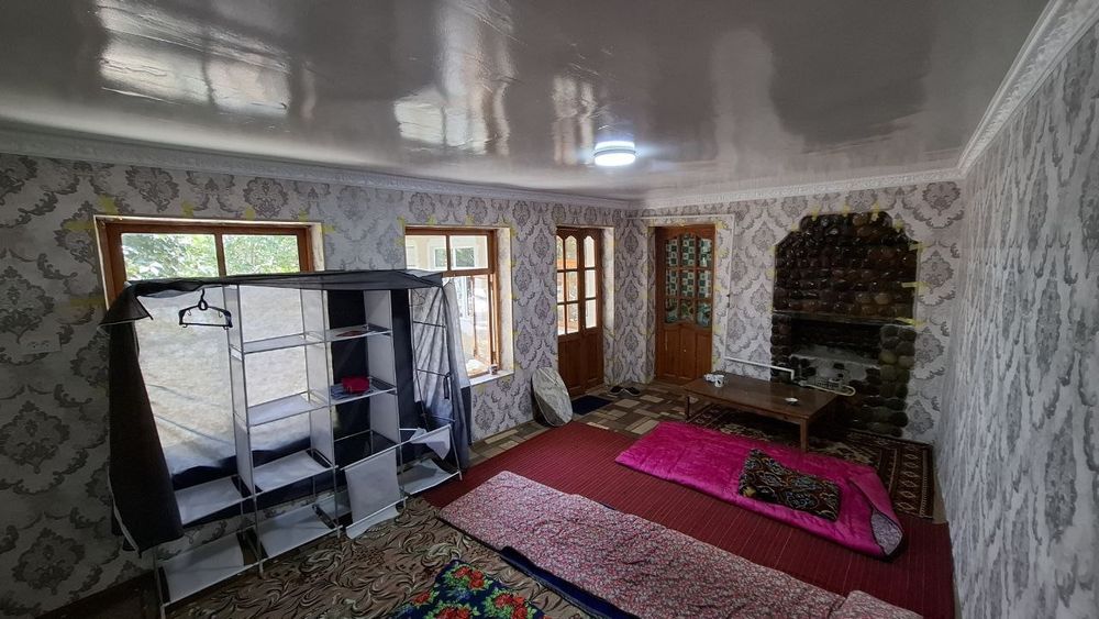 Bodomzorda uy sotiladi 5.63