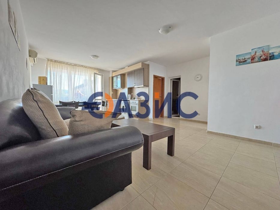Продава се Тристаен апартамент в к.к. Слънчев бряг - 96 кв.м за 1011 €/кв.м - Снимка #5