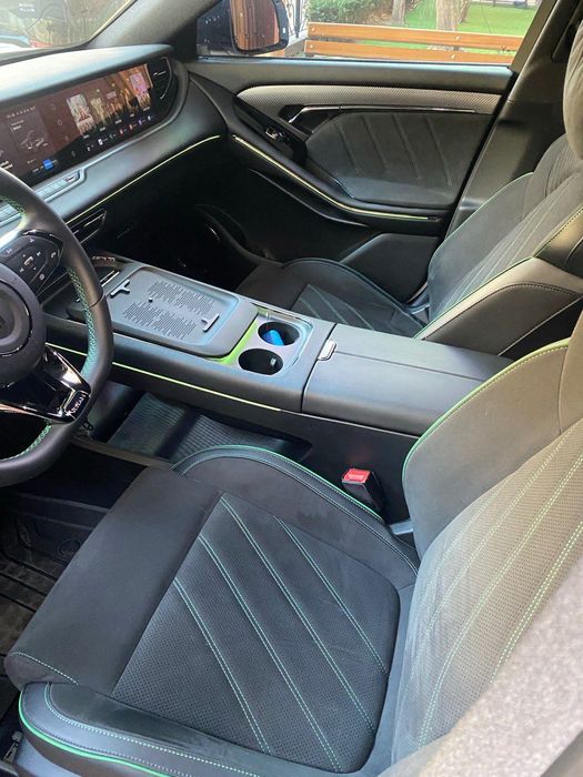 Продаю VOYAH Free 318