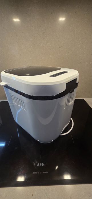 Хлебопекарна Tefal