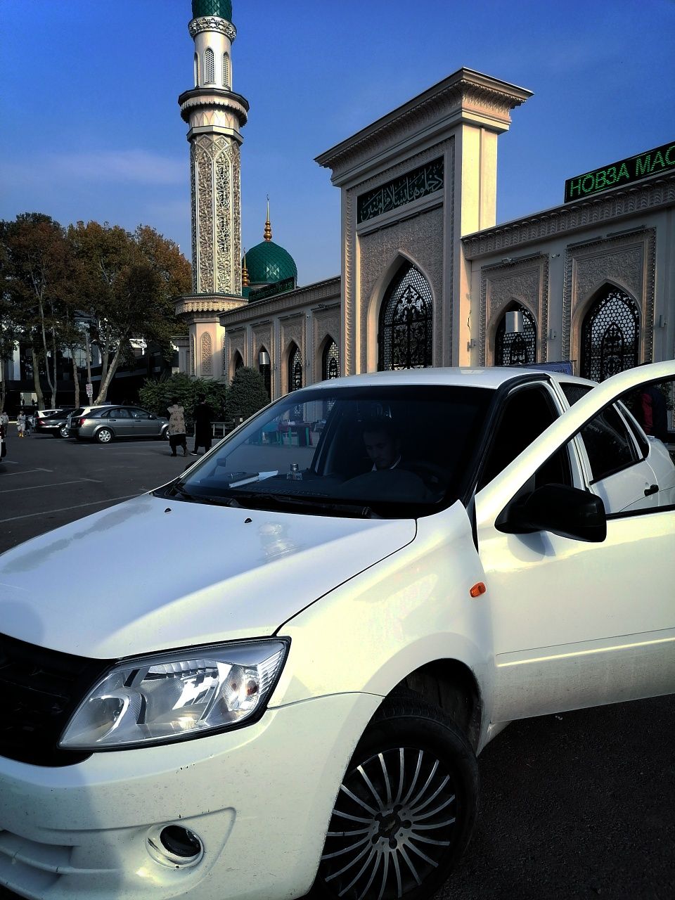 Lada Granta lux 2 pod