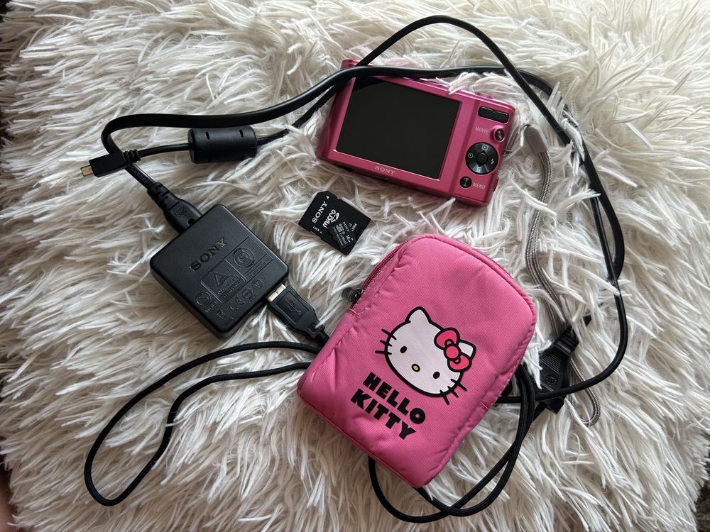 Цифров фотоапарат - Sony Cyber-shot DSC-W810,