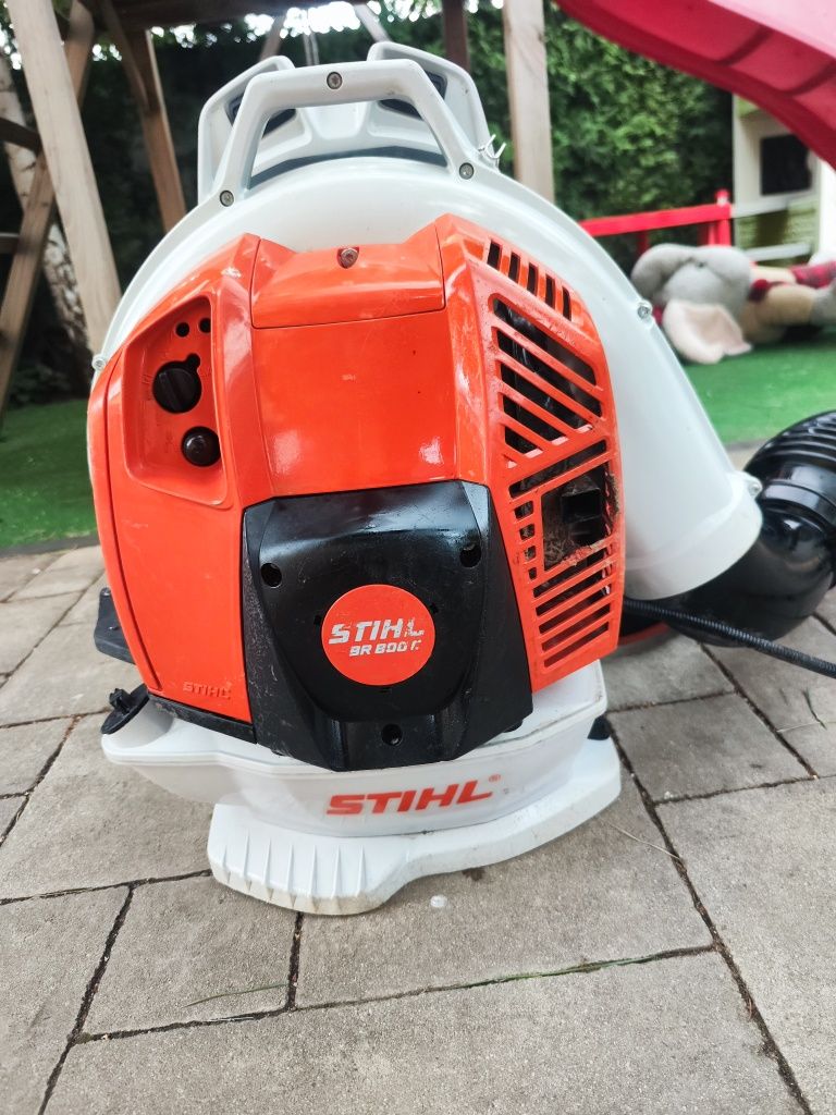 Suflanta frunze , tip ghiozdan Stihl BR 800C