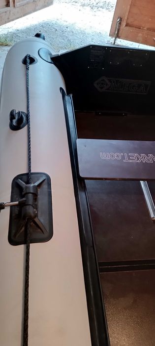 Лодка надуваема с електрически мотор