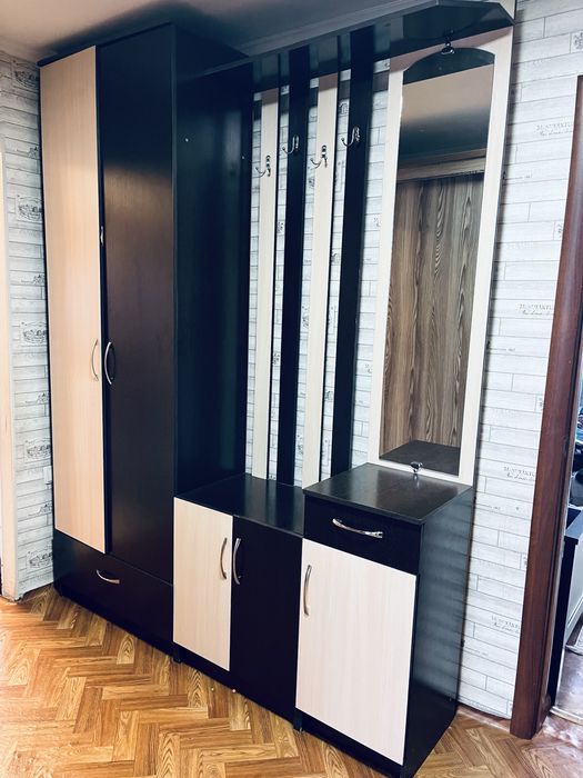 Продам прихожку б/у
