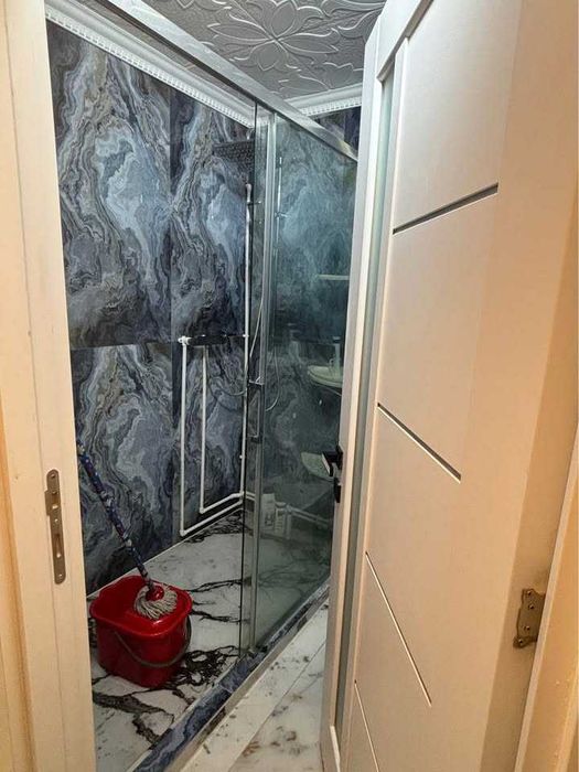 Vând apartament 3 camere – Zona Str. Bucuresti