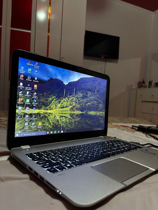 Vând laptop HP preț fix