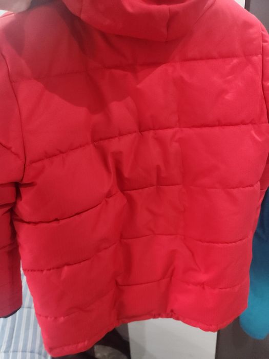 Яке Reserved 152 см 12 год като ново