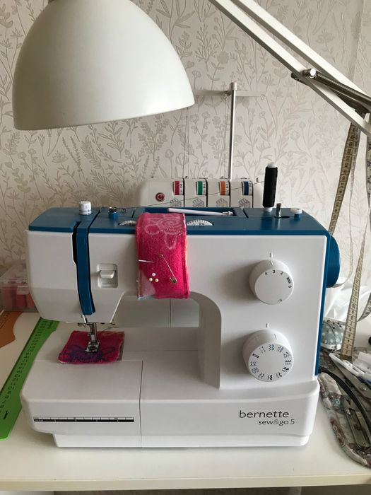 Швейная машина Bernette sea&go5