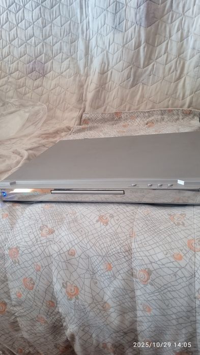 DVD Roadstar!Работещо!В отлично състояние!