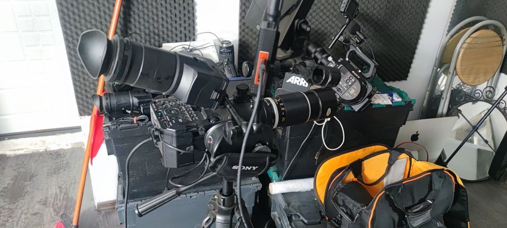 Camera sony fs100.monitor.obiectiv.super okazie