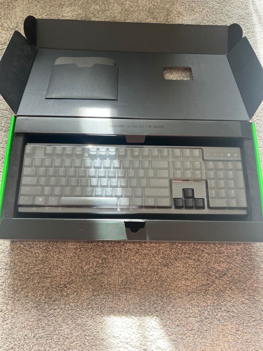 Клавиатура Razer Ornata Chroma