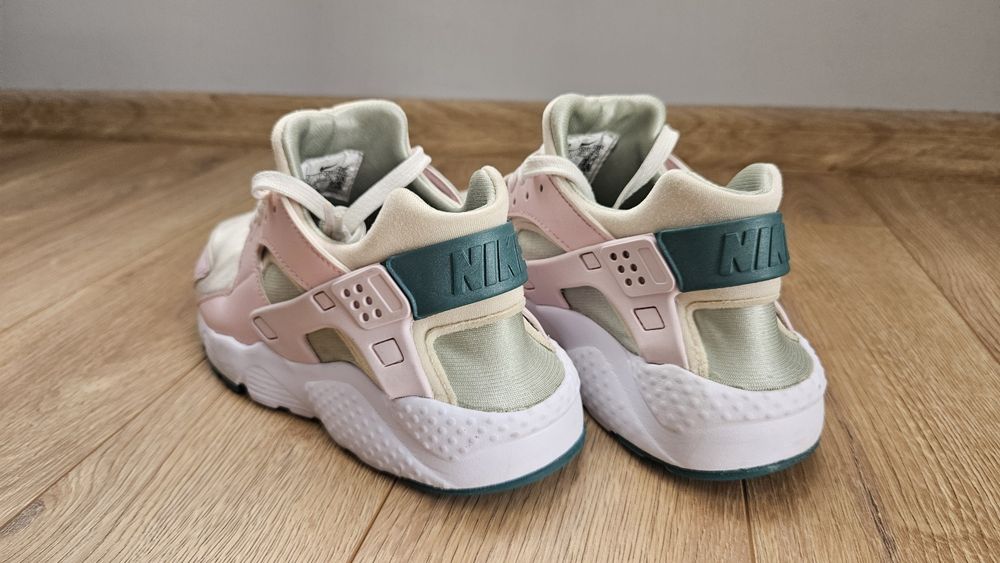 Маратонки Nike huarache