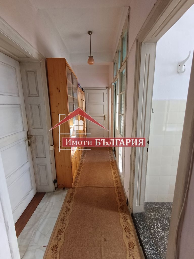 Продава се Къща в Карлово - 292 кв.м за 682 €/кв.м - Снимка #10