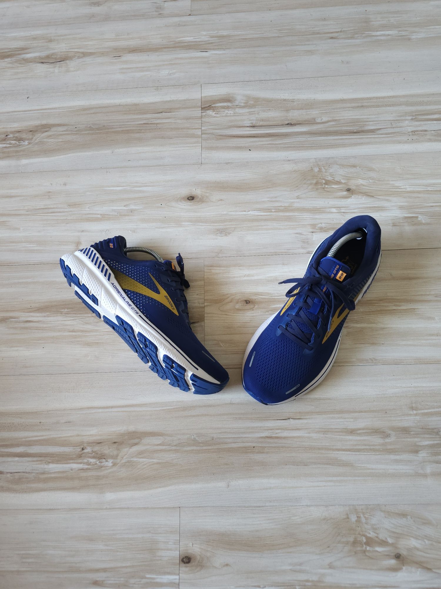 Оригинални мъжки маратонки Brooks Adrenaline GTS 22
