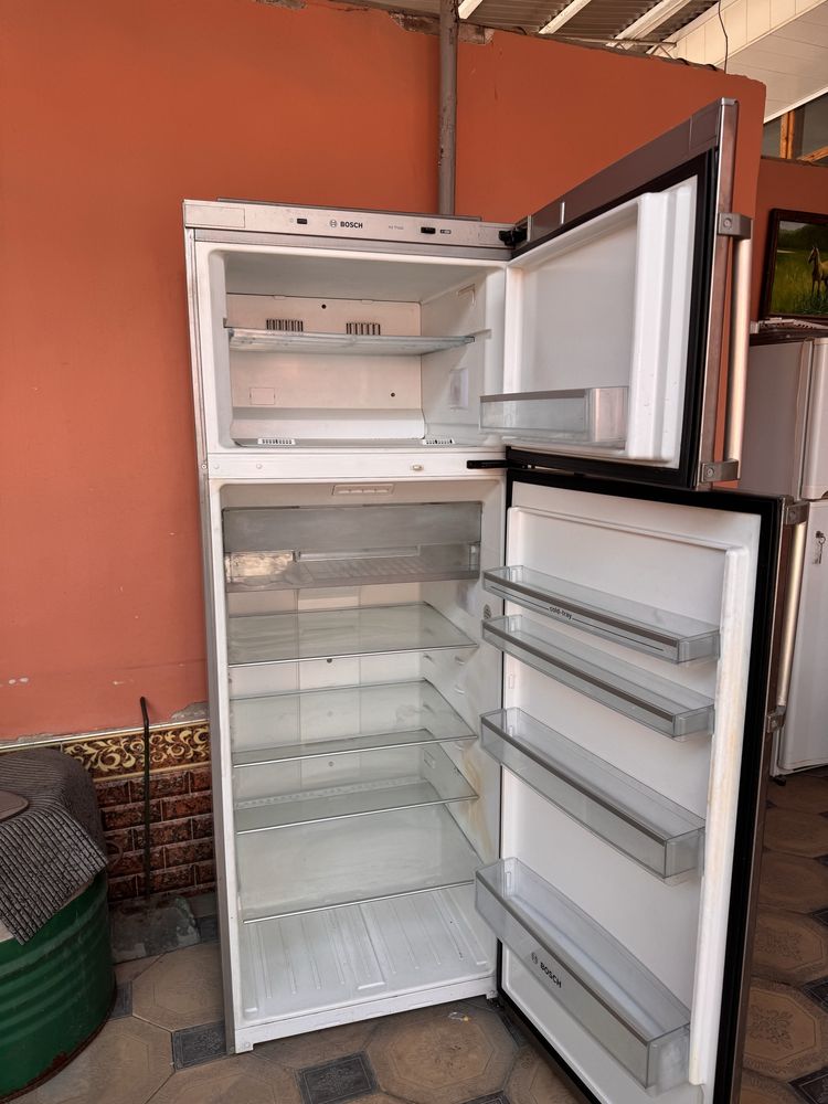 Холодильник Bosch KDN49AV20/TR