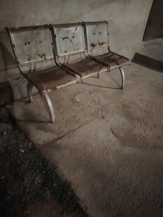 Скамейка металлическая