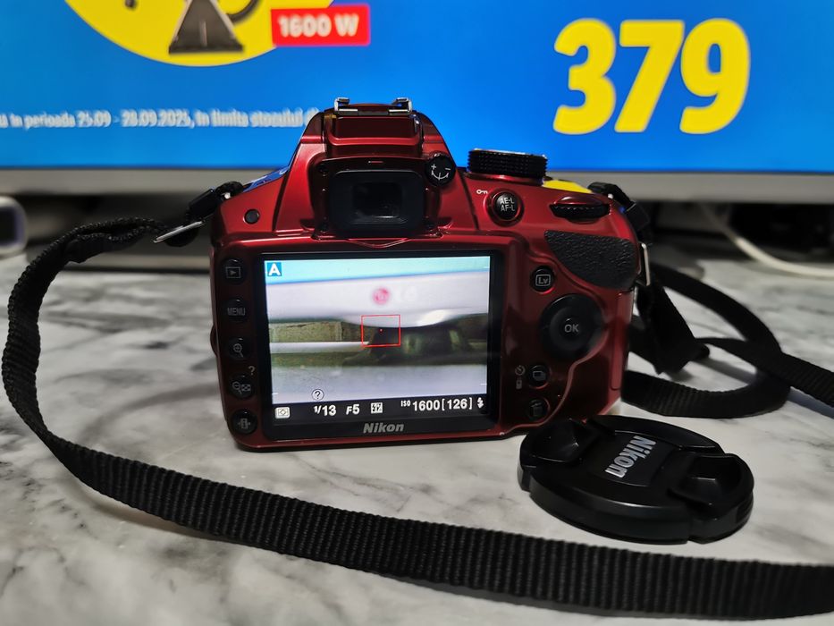 Vând Nikon D3200 24mpx