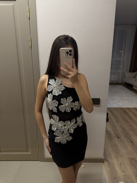 Платье испанского бренда