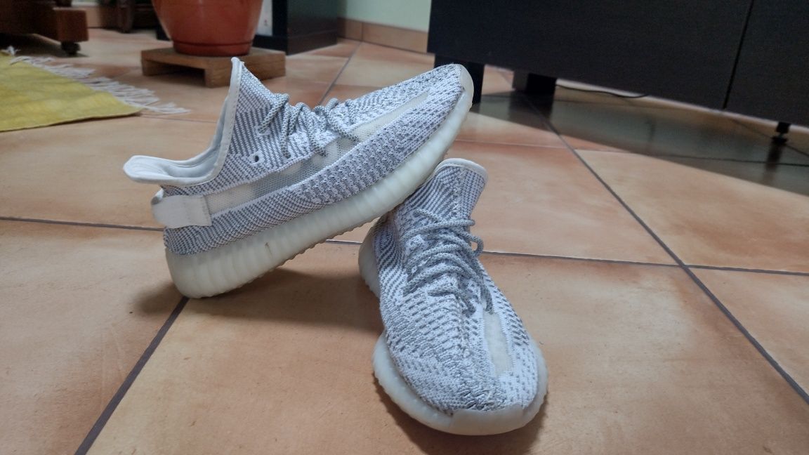 Adidas Yeezy Boost 350 V2 Static