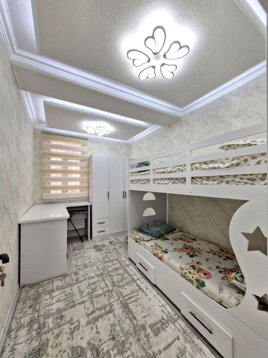 Сдается 3/3/6 ориентир Согдиана 63- школа , напротив Садика