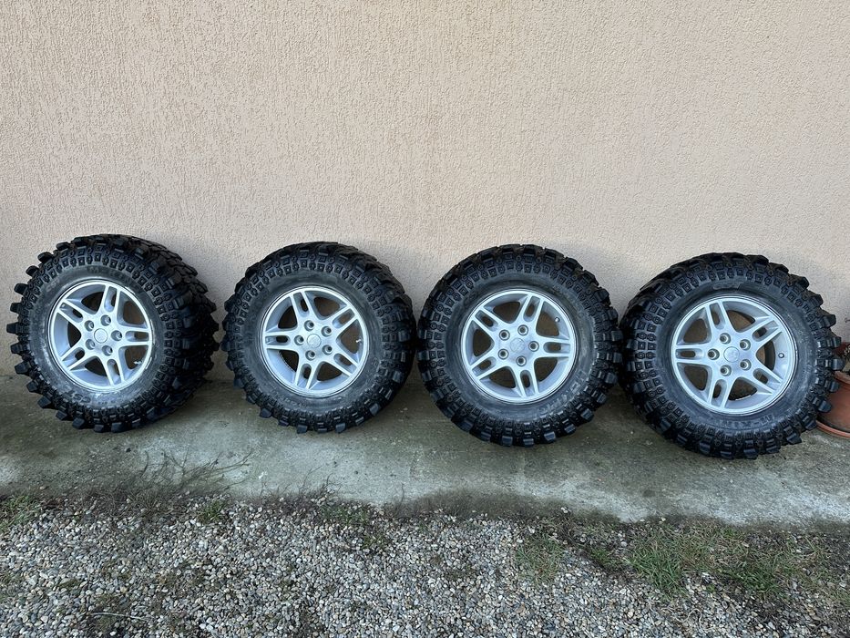 Jante Grand Cherokee cu anvelope OffRoad