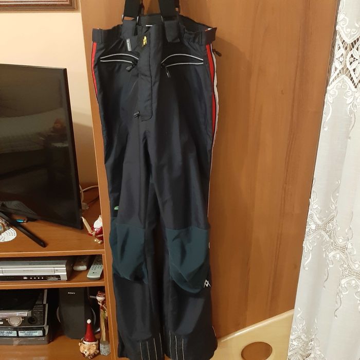 Гащеризон с подплата за ски,туризъм и риболов