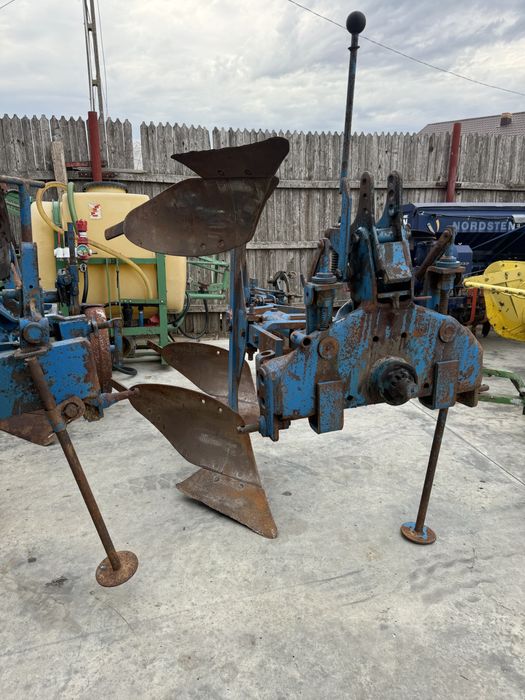 Plug/pluguri doua brazde,2 cormane reversibil automat