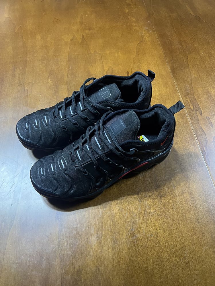 Nike Air Vapormax 44 noi/new