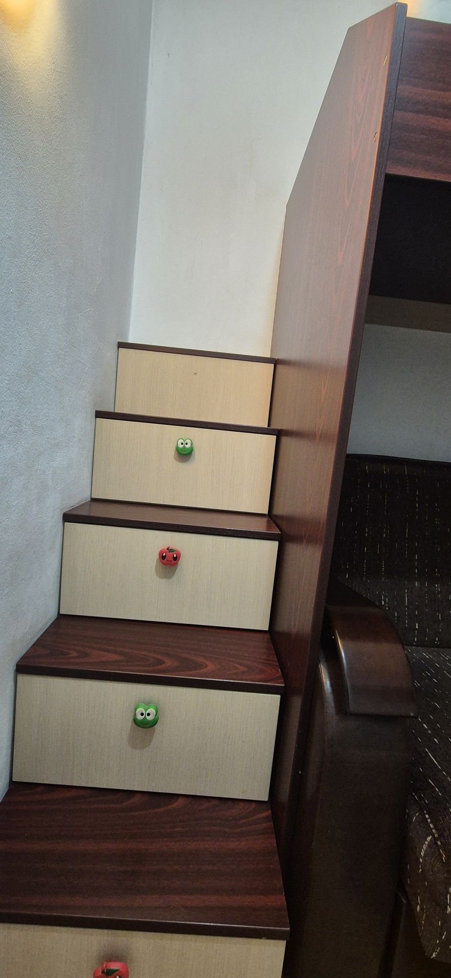 Vând mobila dormitor copil
