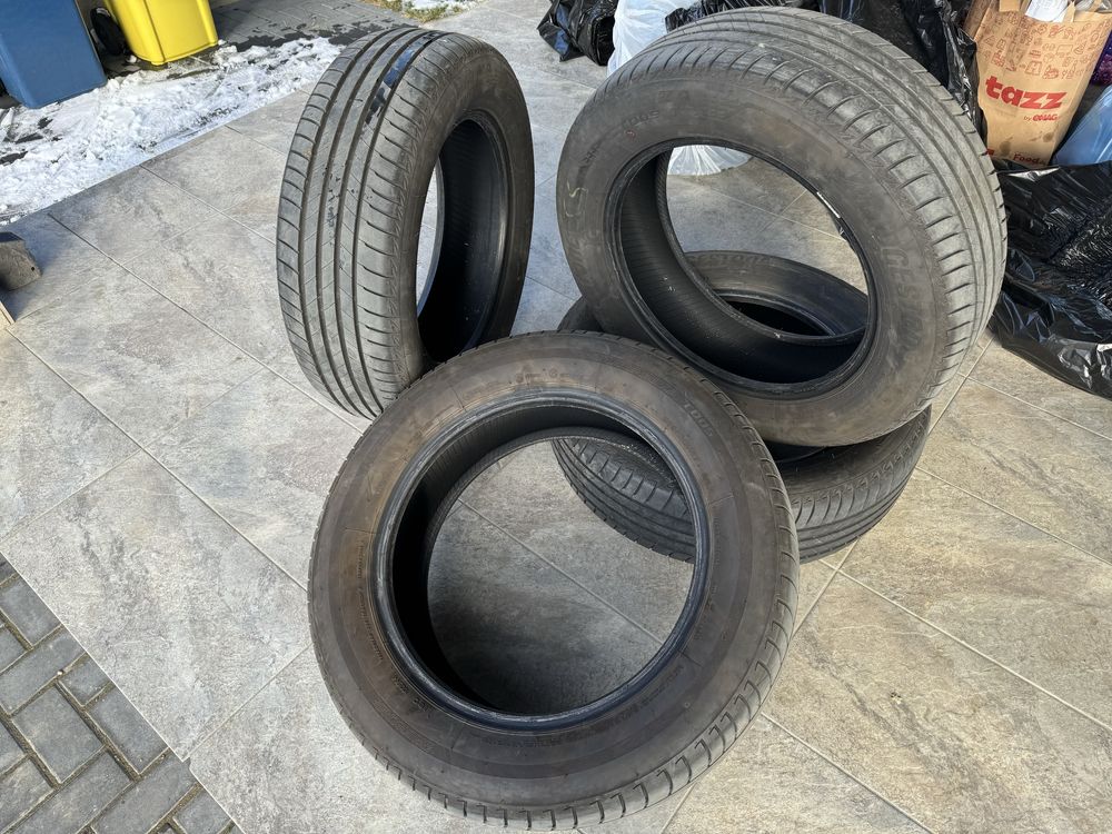 Anvelope Bridgeston 215/60/r17