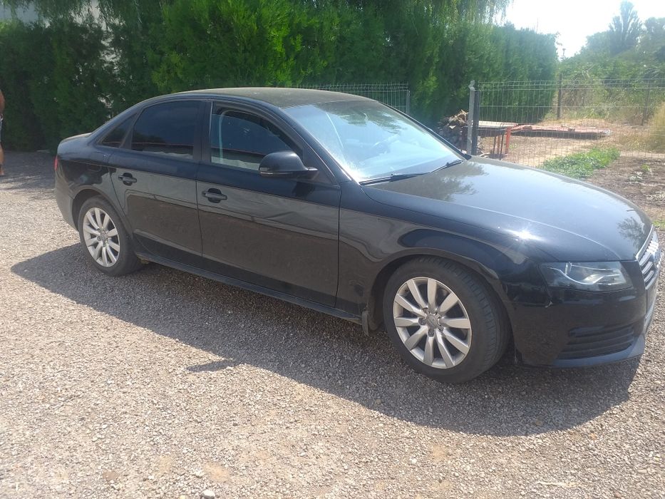 Fuzeta stanga dreapta fata audi A4 b8 2.0