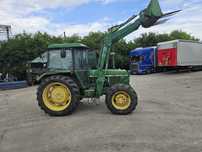 John deere 2040 turbo cu încărcător frontal
