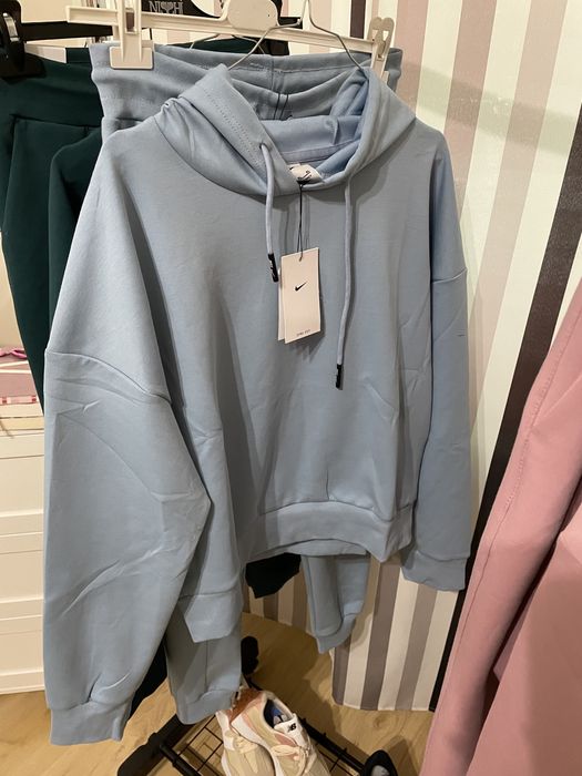 Дамски комплекти