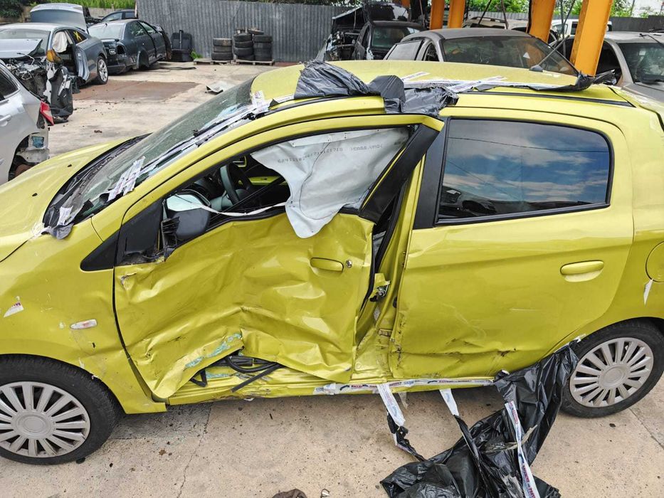 Mitsubishi space star 1.2i 2015 avariat rate fixe fara avans prin tbi